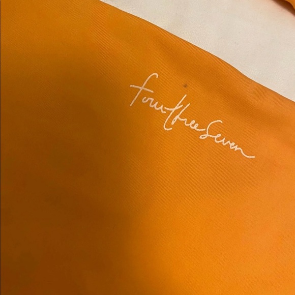 SOLD - 437 Negroni Aubrey Set - Picture 7 of 7